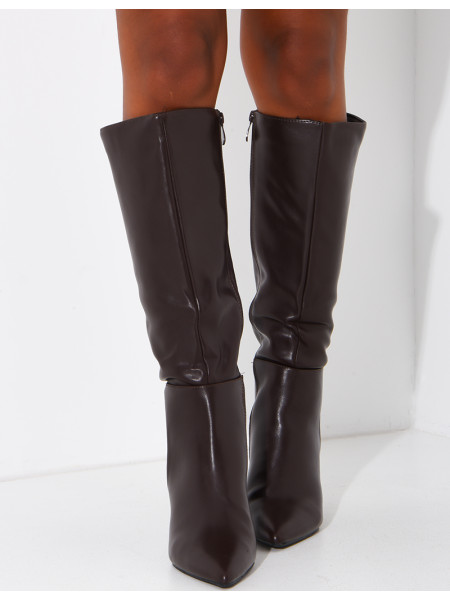 Faux leather boots with heels and pointed toes