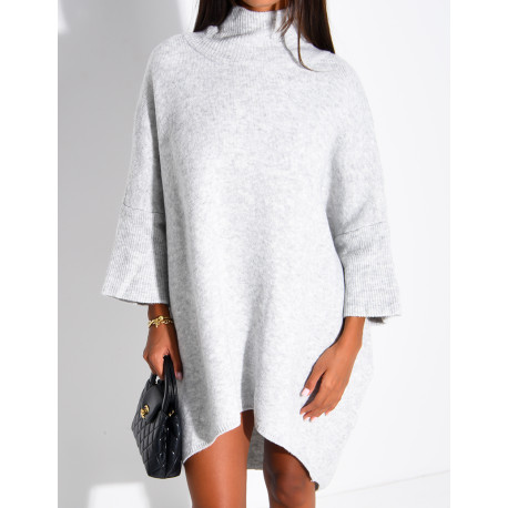 Long wool sweater with a high neck