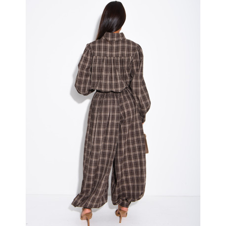 Checkered set with pants and a short-sleeved shirt