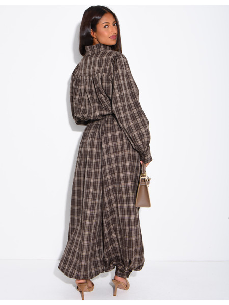Checkered set with pants and a short-sleeved shirt