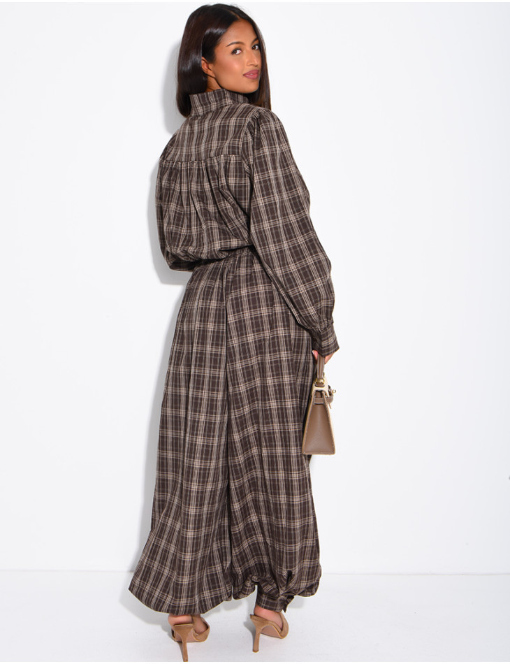 Checkered set with pants and a short-sleeved shirt