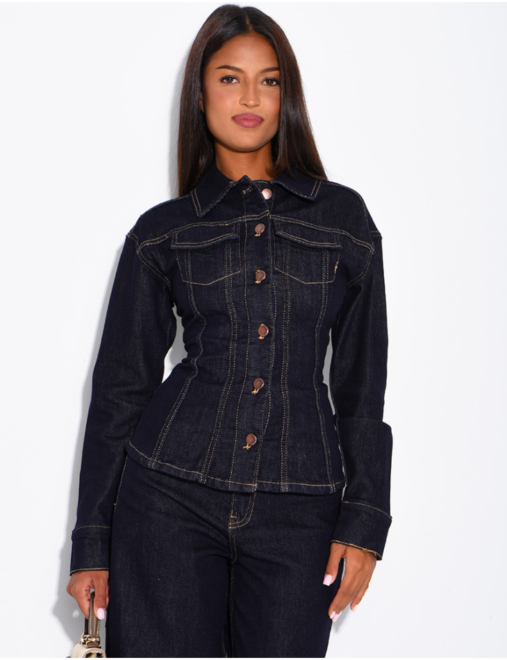 Fitted denim jacket