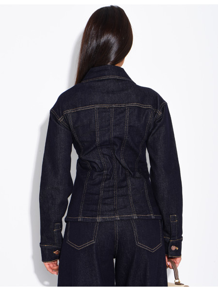 Fitted denim jacket