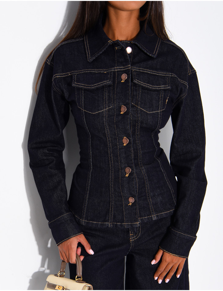 Fitted denim jacket