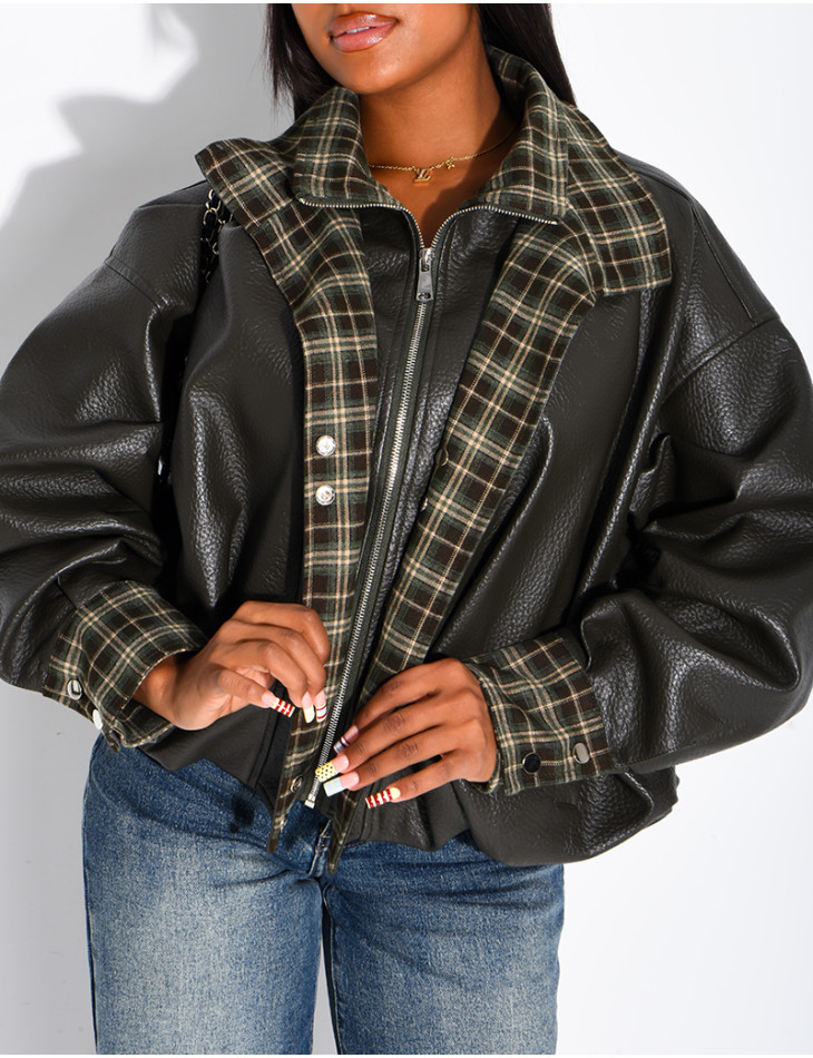 Kunstlederjacke mit kariertem Kragen und Manschetten
