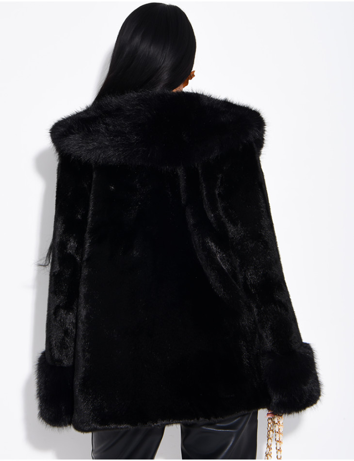 Soft faux fur cropped jacket
