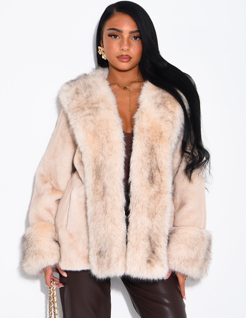 Veste courte en fausse...
