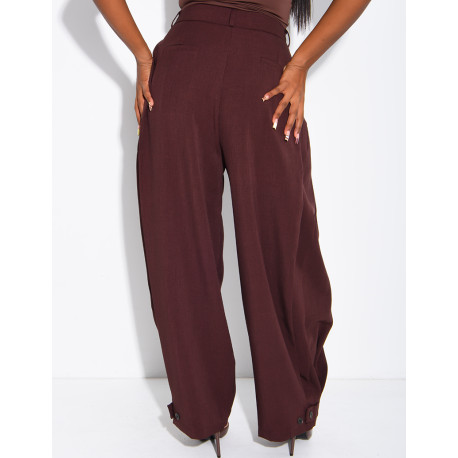 Pantalon de tailleur bouffant à boutons aux chevilles