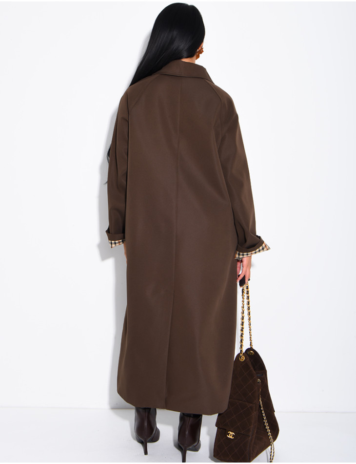 Langer, geknöpfter Trenchcoat mit Umschlag an den Ärmeln und Vichy-Muster