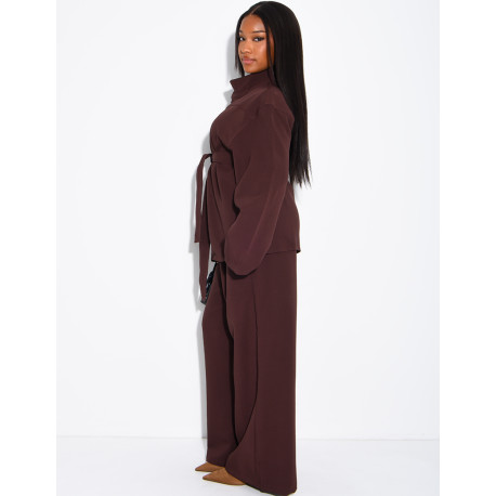 Ensemble pantalon et blouse à boutonner avec ceinture
