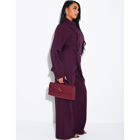 Ensemble tailleur blazer boutonnière asymétrique et pantalon droit