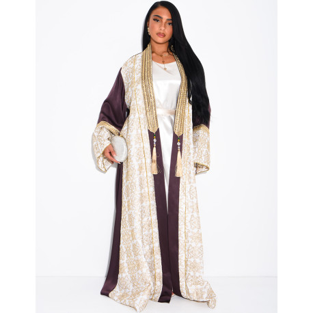 Abaya premium en satin brodé et pompons avec sous robe assortie