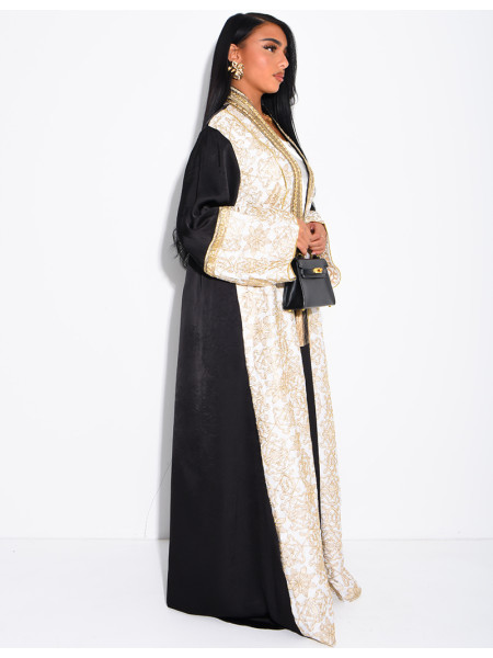 Abaya premium en satin brodé et pompons avec sous robe assortie