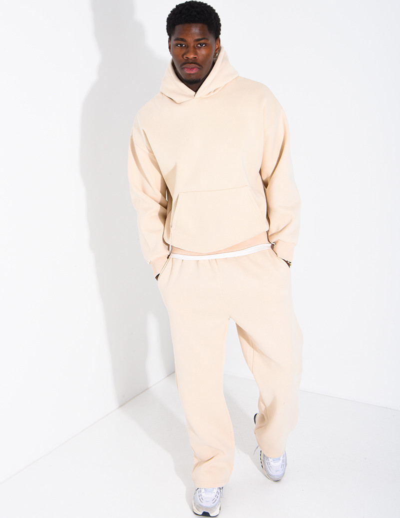 Ensemble pantalon et sweat...