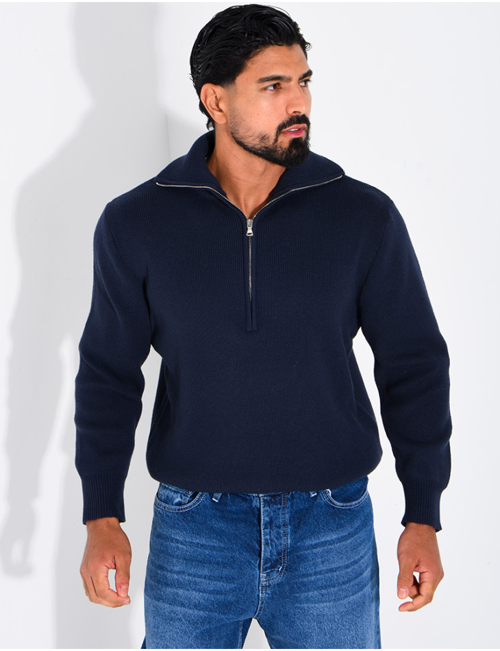 Pull côtelé à col zippé