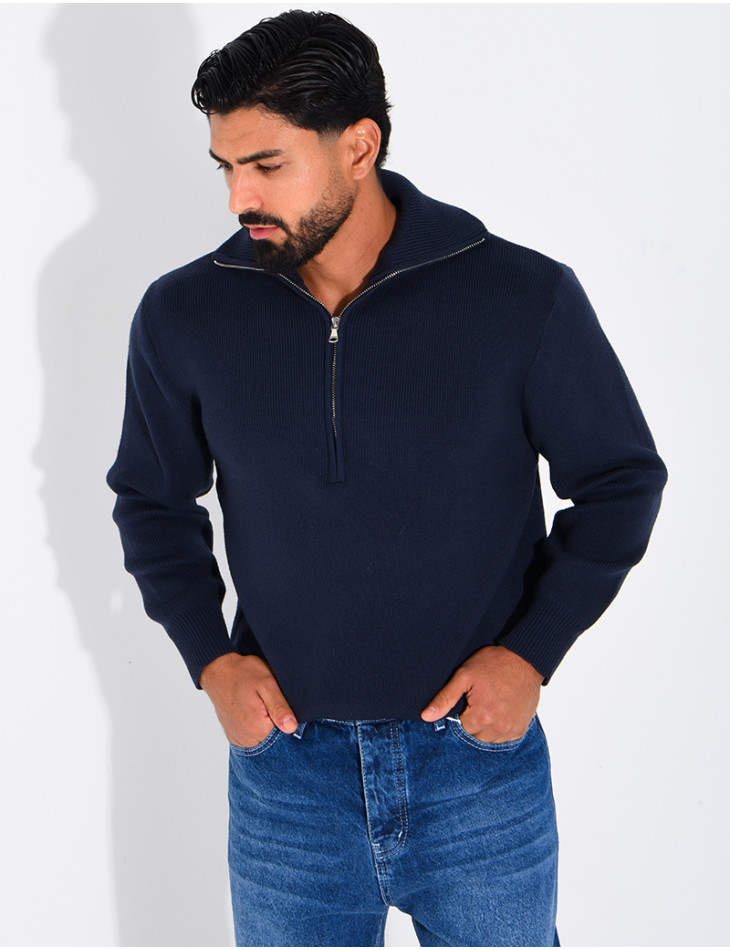 Pull côtelé à col zippé