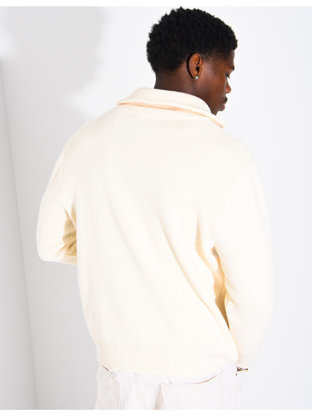 Pull côtelé à col zippé