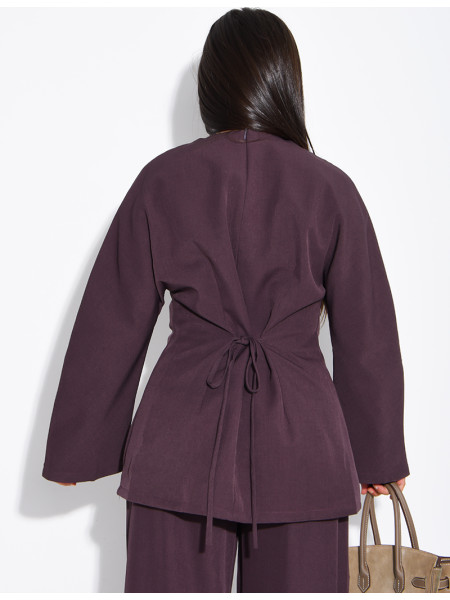 Long-sleeved top with a tie at the back