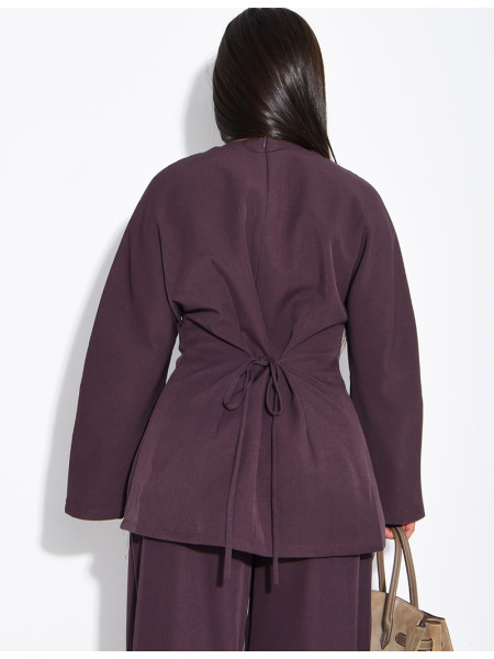Long-sleeved top with a tie at the back