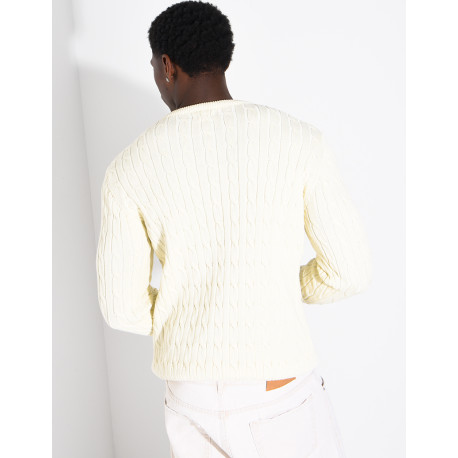 Pull en laine torsadée