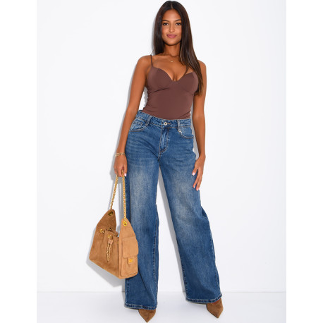 Jeans avec poches arrière en similicuir camel