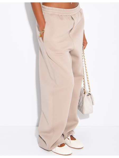Oversized jogging bottoms