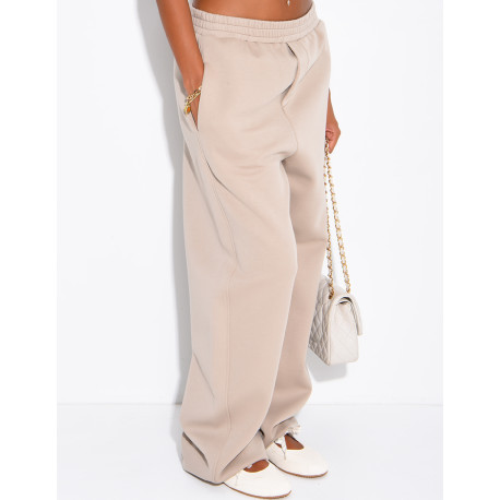 Oversized jogging bottoms