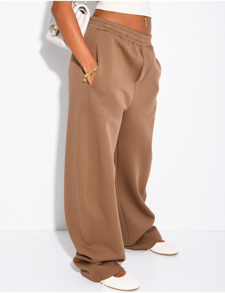 Oversized jogging bottoms