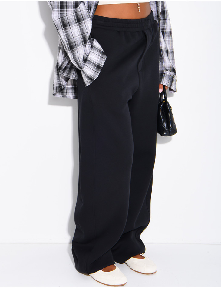 Oversized jogging bottoms