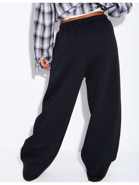 Oversized jogging bottoms