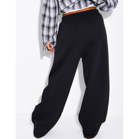 Oversized jogging bottoms