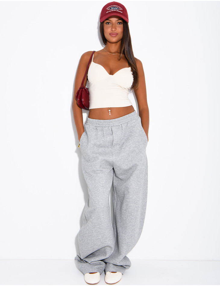 Oversized jogging bottoms