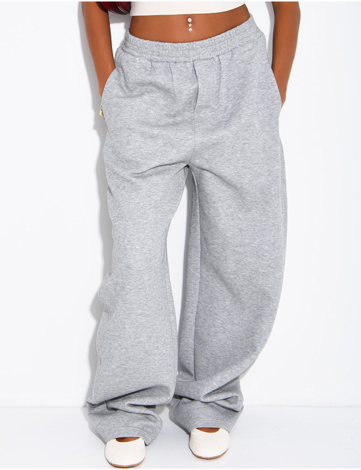 Oversized jogging bottoms