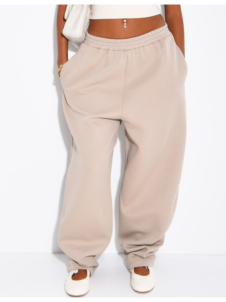 Oversized barrel-cut jogging trousers