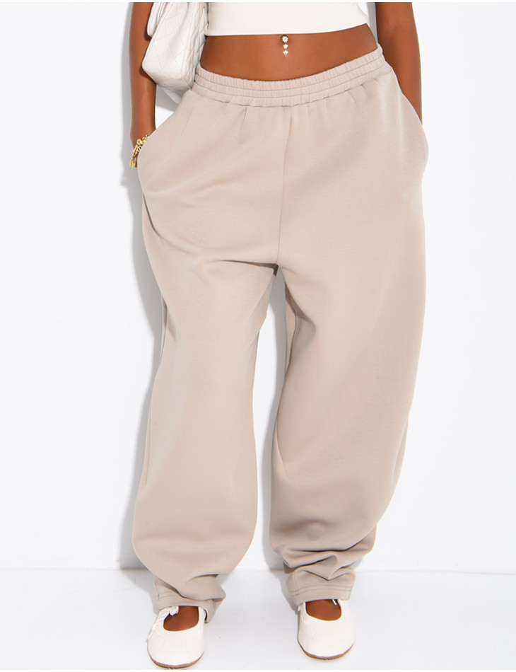Oversized barrel-cut jogging trousers