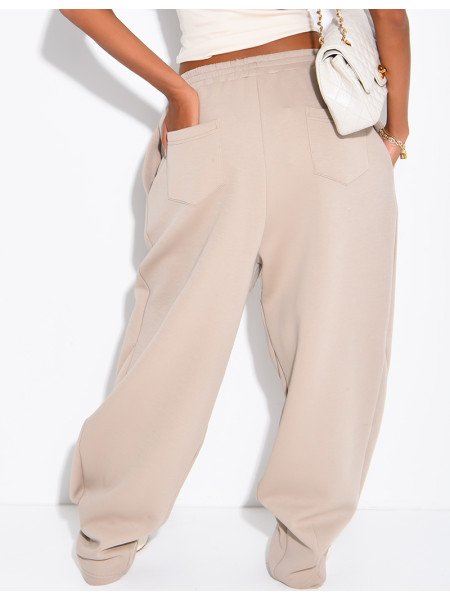 Oversized barrel-cut jogging trousers