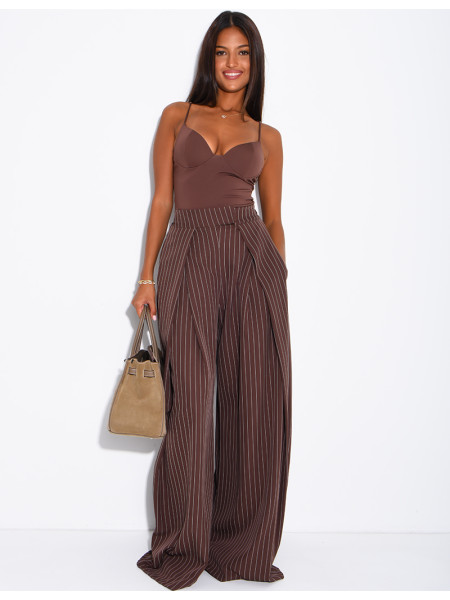 Wide-leg tailored trousers with a puffed effect and striped pattern