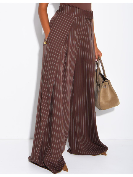 Wide-leg tailored trousers with a puffed effect and striped pattern