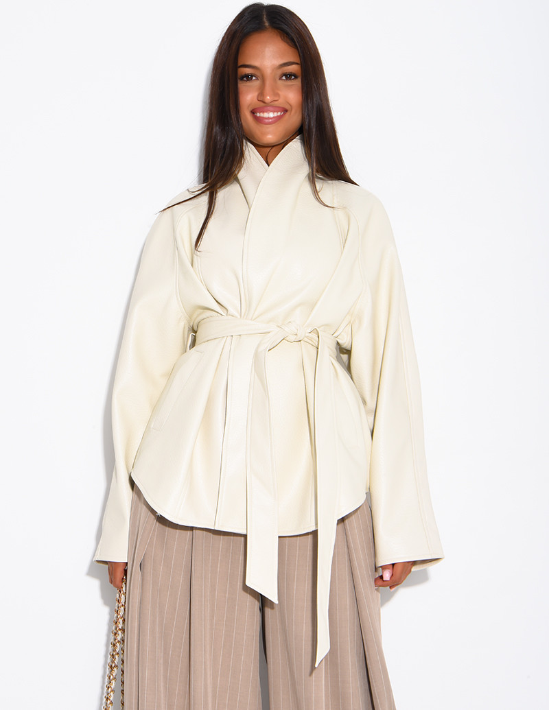 Mid-length, tie-front coat...