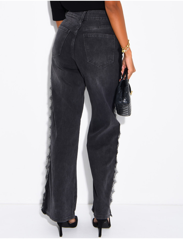 Jeans wide leg délavé à empiècements dentelle sur les côtés