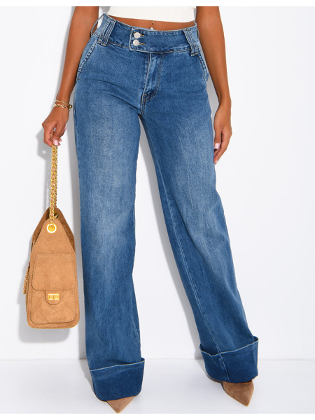 High-waisted, straight-leg jeans with cuffs