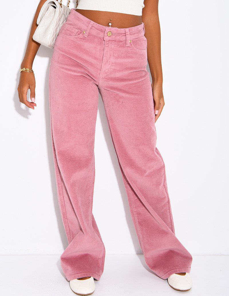 Jeans mit geradem Schnitt...