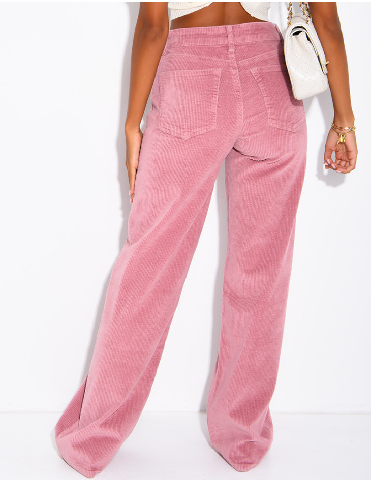 Jeans mit geradem Schnitt aus Cord