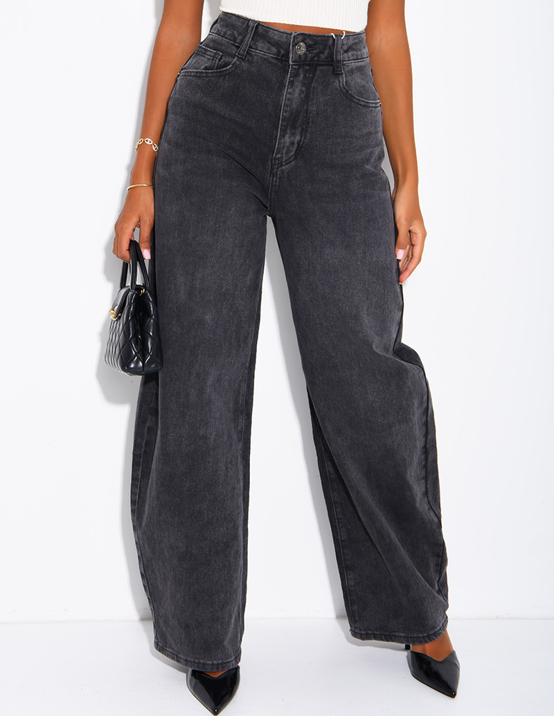 Hoch taillierte Jeans im...