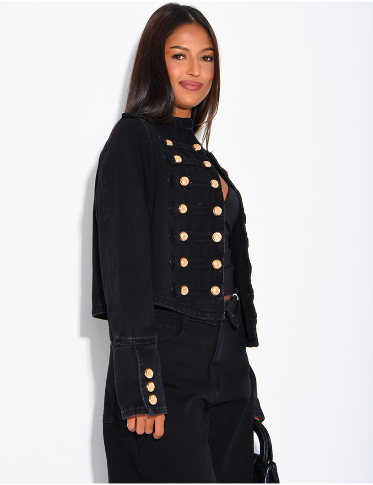 Jeansjacke mit Offiziersknöpfen