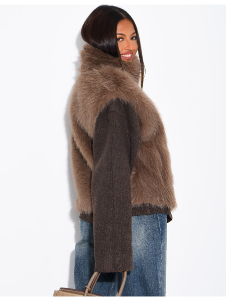 Ärmellose Jacke aus Kunstfell mit Stehkragen