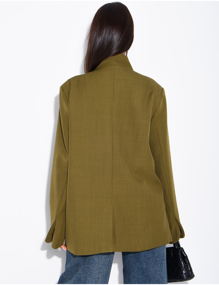 Blazer with Asian-style fasteners
