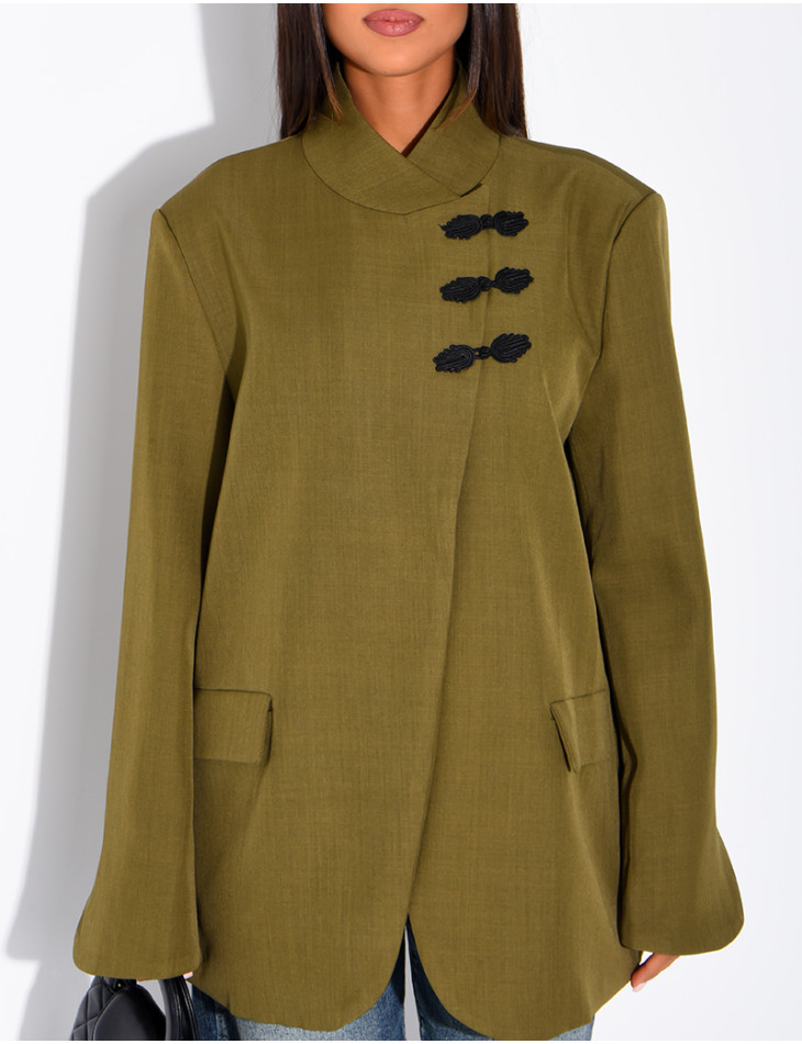 Blazer with Asian-style fasteners