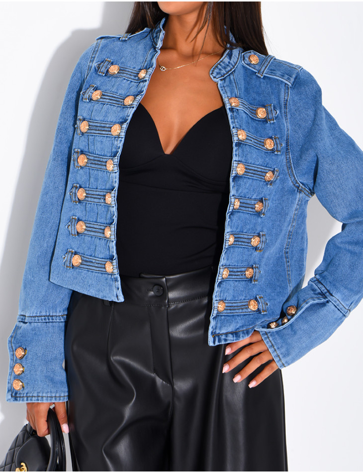 Jeansjacke mit Offiziersknöpfen