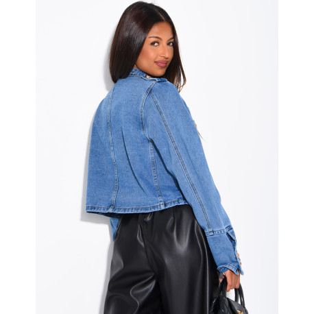Jeansjacke mit Offiziersknöpfen